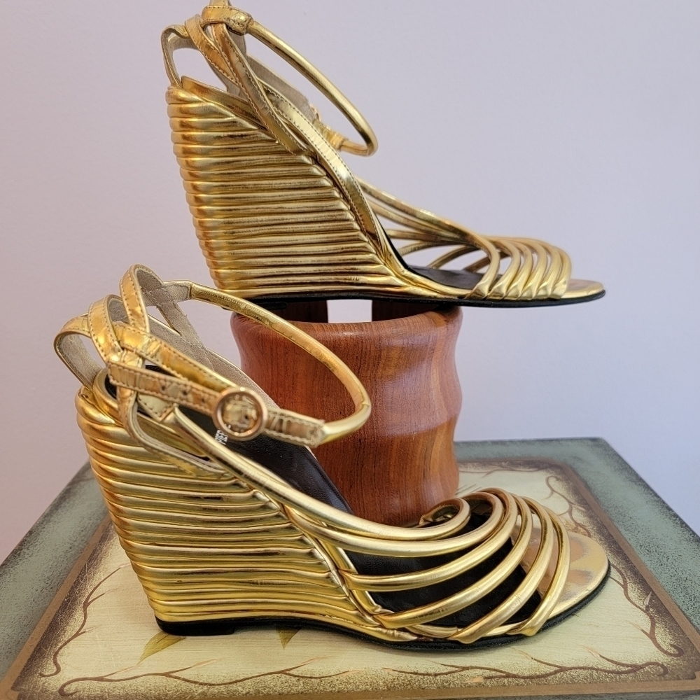 Pierre Hardy Gold Metallic Leather Wedge Strappy Sandal Size 36.5 - Picture 2 of 10